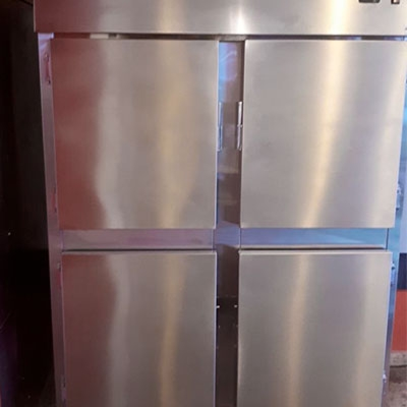 Refrigerador Industrial 4 Portas Preço  Fazenda Morumbi - Refrigerador Industrial Porta de Vidro